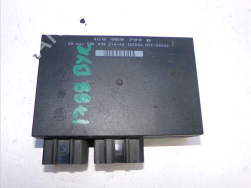 Elektronisk modul VW BORA I (1J2) 1.9 TDI (150 hp) 29359572