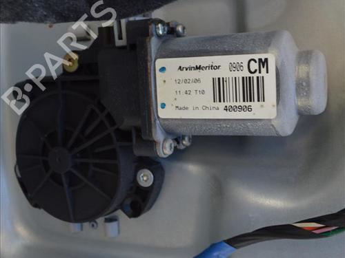 Used Front right window mechanism HYUNDAI SANTA FÉ II (CM) 2.2 CRDi (139 hp) 24562578