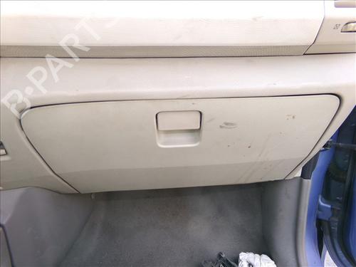 Used Glove box NISSAN MICRA III (K12) 1.5 dCi (65 hp) 29566440