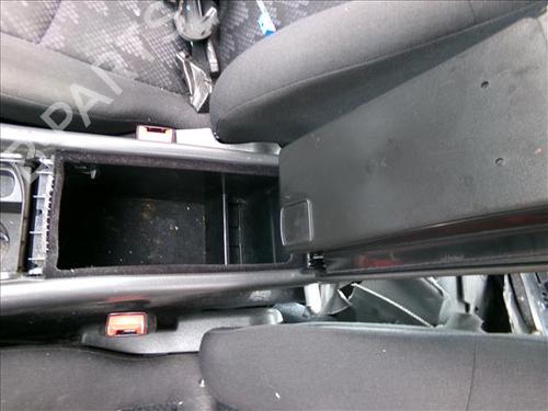 Armrest / Center console MERCEDES-BENZ C-CLASS (W203) C 200 Kompressor (203.045) | BP26283495I20 