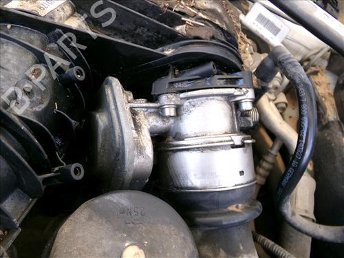 Used Throttle body BMW 1 (E81) 116 d (116 hp) 25463899