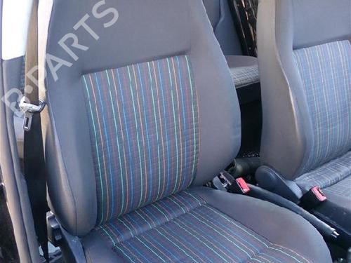 Used Right front seat VW POLO IV (9N_, 9A_) 1.4 TDI (70 hp) 27978881