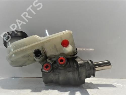 Brake master cylinder TOYOTA YARIS (_P1_) 1.0 (SCP10_, SCP10R) | BP24556679M77 