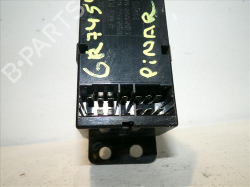 Left front window switch HYUNDAI LANTRA II (J-2) 1.9 D | BP30006897I27 