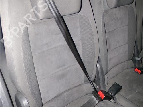 Used Rear right seatbelt VW TOURAN (1T3) 1.6 TDI (105 hp) 28070125
