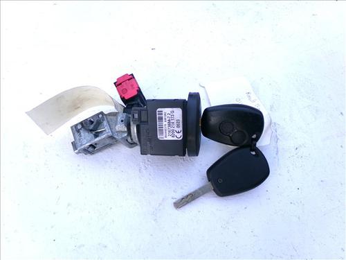 Used Electronic module RENAULT CLIO III (BR0/1, CR0/1) 1.2 16V (BR02, BR0J, BR11, CR02, CR0J, CR11) (75 hp) 27587278