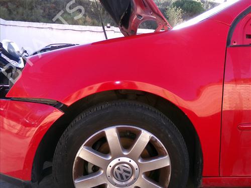 Kotflügel links vorne für VW GOLF PLUS V (5M1, 521) 1.6 TDI (105 hp) 30106179