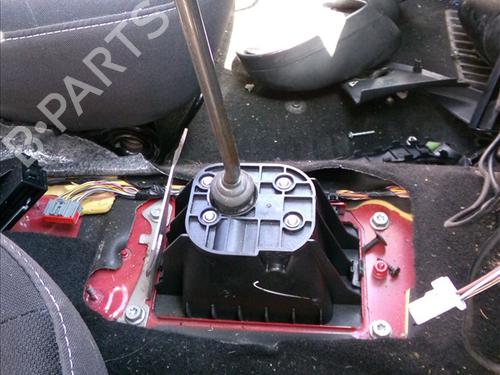 Gearstang RENAULT CLIO III (BR0/1, CR0/1) 1.2 16V (BR02, BR0J, BR11, CR02, CR0J, CR11) (75 hp) 27625229