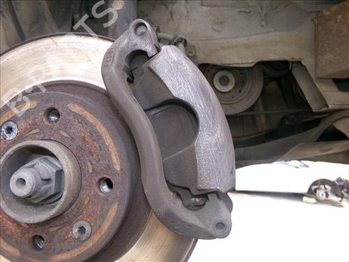 Used Right front brake caliper RENAULT KANGOO (KC0/1_) 1.5 dCi (KC08, KC09) (82 hp) 29303322