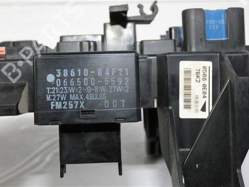 Used Fuse box SUZUKI GRAND VITARA II (JT, TE, TD) 1.9 DDiS All-wheel Drive (JT419, TD44, JB419WD, JB419XD,... (129 hp) 24556652