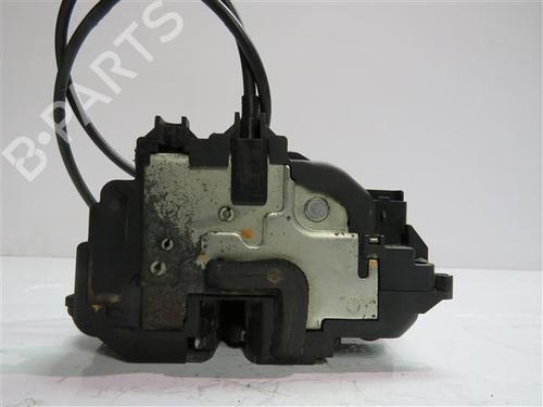 Venstre fortil lås RENAULT CLIO II (BB_, CB_) 1.5 dCi (B/C2J) (68 hp) 24555662