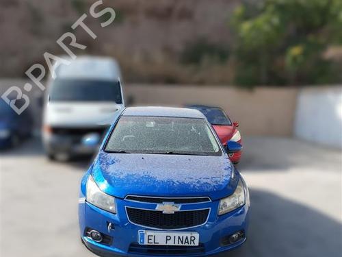 Left front fenders CHEVROLET CRUZE (J300) 2.0 CDI | BP24567624C41 