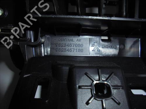 Climate control PEUGEOT 208 II (UB_, UP_, UW_, UJ_) 1.2 PureTech 75 | BP24561868I5 