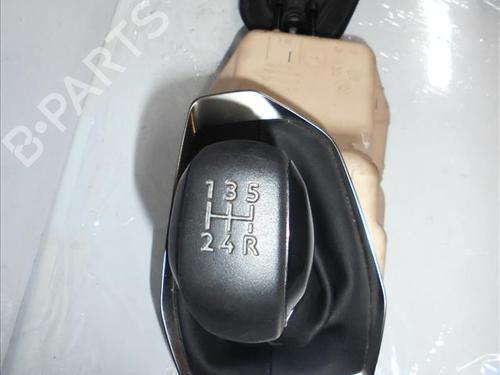 Gear lever PEUGEOT 208 II (UB_, UP_, UW_, UJ_) 1.2 PureTech 75 | BP24561877M90 