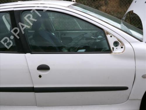 Used Right front door PEUGEOT 206 Hatchback (2A/C) 1.4 HDi eco 70 (68 hp) 26204656