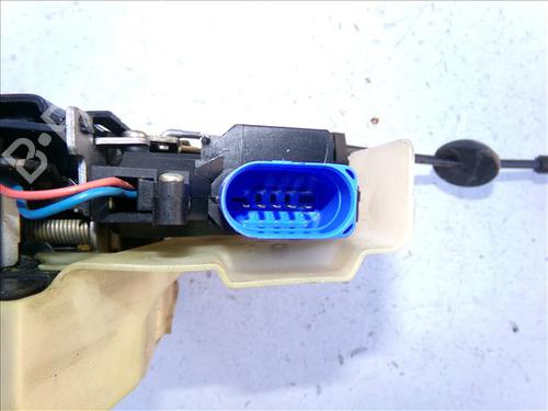 Front left lock VW GOLF PLUS V (5M1, 521) 1.6 TDI | BP30106193C98