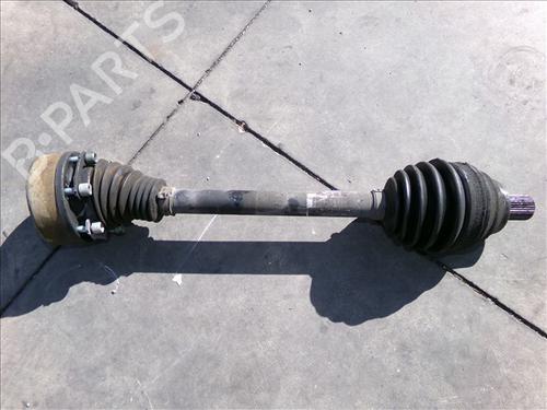 Antriebswelle links vorne für VW GOLF PLUS V (5M1, 521) 1.6 TDI (105 hp) 30006810