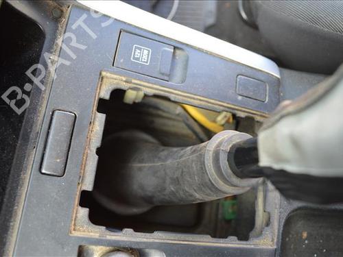 Used Gear lever SUZUKI GRAND VITARA II (JT, TE, TD) 1.6 All-wheel Drive (JB416) (106 hp) 24563629