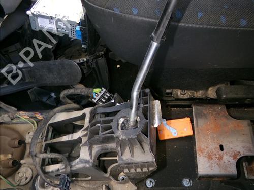 Used Gear lever CITROËN C3 I (FC_, FN_) 1.1 i (60 hp) 28162692