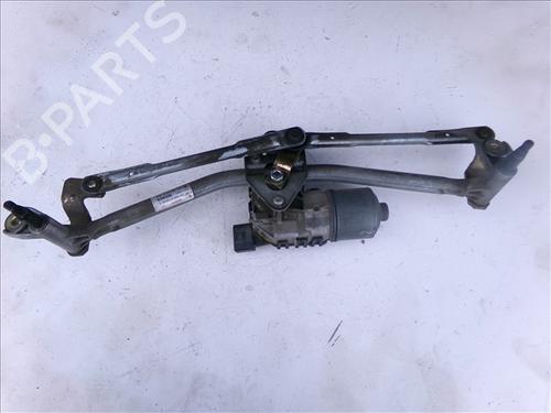 Used Front wiper motor VW POLO IV (9N_, 9A_) 1.4 16V (75 hp) 25937181