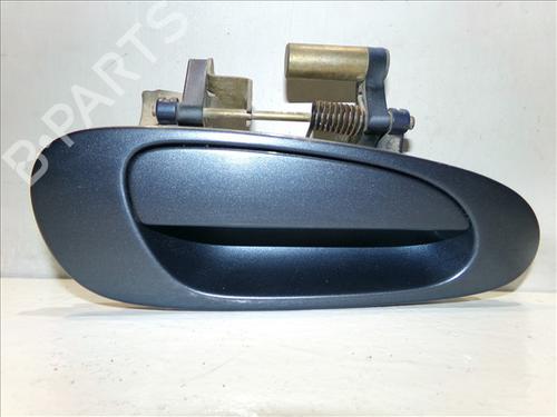 Used Rear right exterior door handle HONDA CIVIC VII Hatchback (EU, EP, EV) 1.6 i (EP2, EU8, EU6) (110 hp) 28182323
