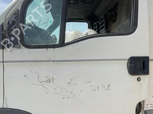 Used Left front door IVECO DAILY I Bus 40-10 (12615111, 12615112, 12615115) (103 hp) 24563682