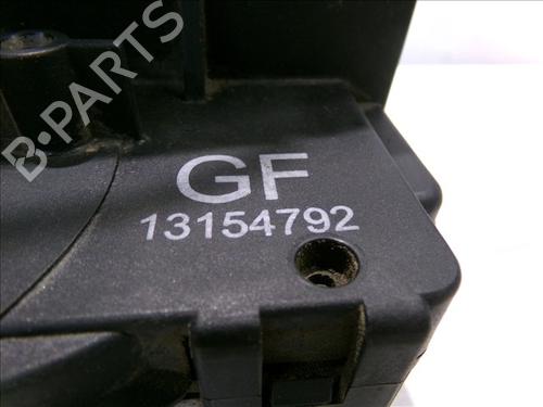Høyre foran lås OPEL CORSA C (X01) 1.7 CDTI (F08, F68) | BP24859326C97 