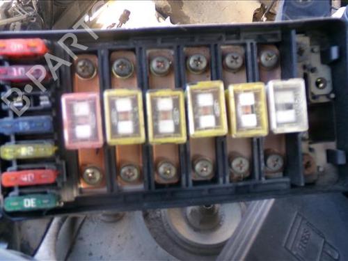 Used Fuse box LAND ROVER FREELANDER I (L314) 2.0 Td4 4x4 (112 hp) 24565041