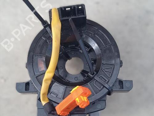 Used Squib airbag TOYOTA YARIS (_P9_) 1.4 D-4D (NLP90_, NLP90R) (90 hp) 24567426
