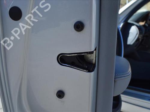 Used Front left lock BMW 1 (E87) 118 d (122 hp) 24562402