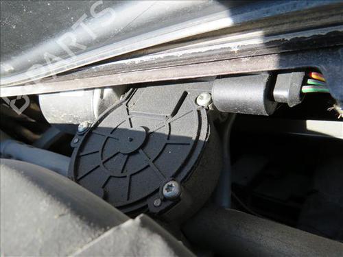 Used Front wiper motor SKODA RAPID Spaceback (NH1) 1.6 TDI (90 hp) 24557381
