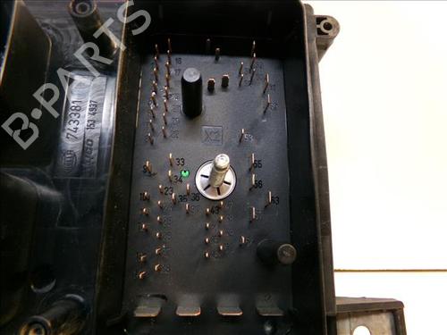 Fuse box OPEL ASTRA H Estate (A04) 1.3 CDTI (L35) | BP24567087E1 