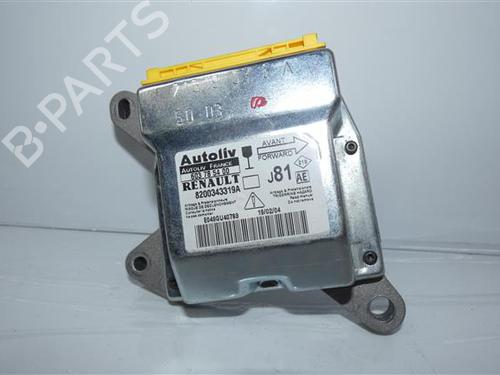 Kollisjonspute styreenhet RENAULT ESPACE II (J/S63_) 2.1 RTDT Quadra (88 hp) 24555801