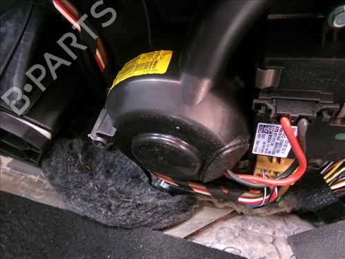 Used Heater blower motor VW TOURAN (1T3) 1.6 TDI (105 hp) 28070179