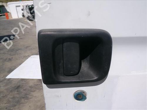Used Front right exterior door handle RENAULT MASTER II Van (FD) 2.8 dTI (114 hp) 24565284