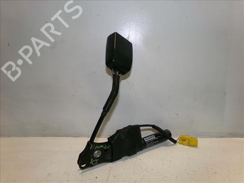 Used Seat buckle FORD MONDEO II (BAP) 1.8 TD (90 hp) 24860829