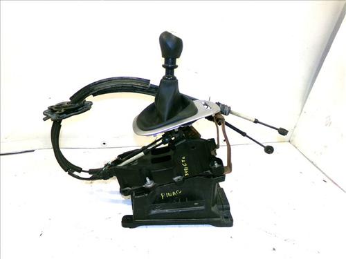 Used Gear lever RENAULT SCÉNIC III (JZ0/1_) 1.9 dCi (JZ0J, JZ1J, JZ1K, JZ1S) (131 hp) 24558055