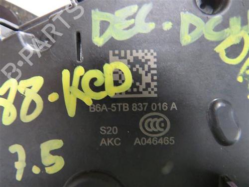 Front right lock VW GOLF VII (5G1, BQ1, BE1, BE2) 1.5 TSI | BP24556870C97