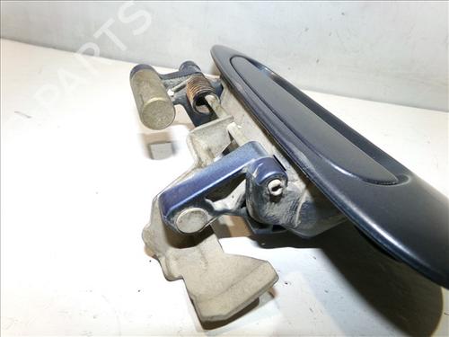Høyre bak utvendig håndtak HONDA CIVIC VII Hatchback (EU, EP, EV) 1.6 i (EP2, EU8, EU6) | BP28182323C130 