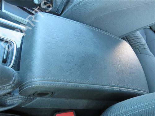 Used Armrest / Center console PEUGEOT 508 I (8D_) 1.6 HDi (112 hp) 24557131