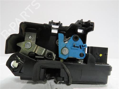 Højre fortil lås OPEL ANTARA A (L07) 2.0 CDTI (127 hp) 24556139