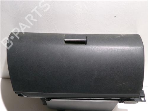 Used Glove box MERCEDES-BENZ A-CLASS (W169) A 180 CDI (169.007, 169.307) (109 hp) 24559245