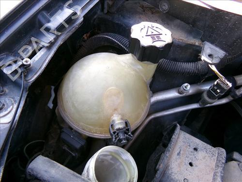 Used Expansion tank CITROËN C4 Coupe (LA_) 1.6 HDi (109 hp) 27625254