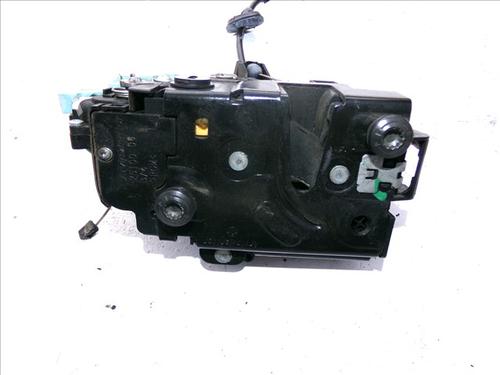 Used Rear left lock VW TOURAN (1T3) 1.6 TDI (105 hp) 28070121