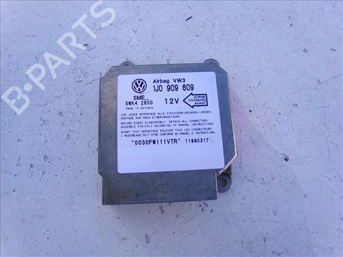 Used ECU airbags VW BORA I (1J2) 1.9 TDI (110 hp) 29923479