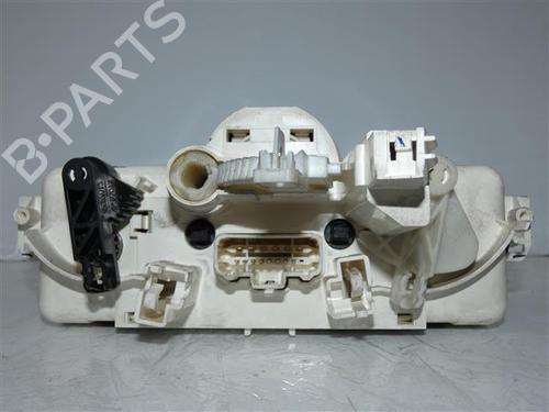 AC Styreenhet / Manøvreringsenhet RENAULT CLIO III (BR0/1, CR0/1) 1.5 dCi (C/BR0G, C/BR1G) (68 hp) 24556418