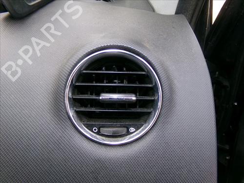 Luftventil PEUGEOT 308 I (4A_, 4C_) 2.0 HDi (136 hp) 29923451