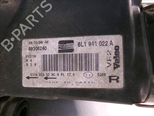Right headlight SEAT CORDOBA (6L2) 1.9 TDI | BP29837127C29