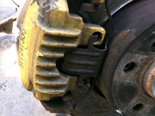 Used Right front brake caliper BMW 3 (E90) 320 d (163 hp) 28419397