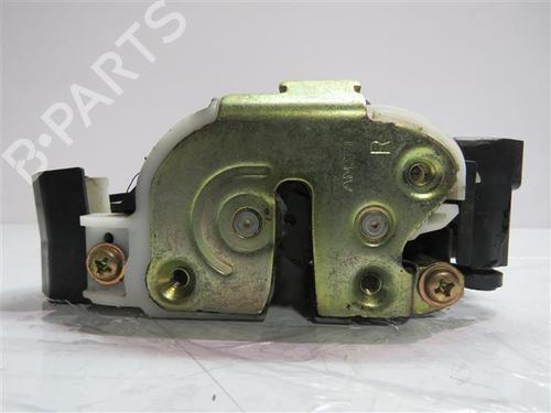 Front right lock MITSUBISHI COLT IV (CA_A) 1.3 GLi 12V (CA1A) | BP24556023C97